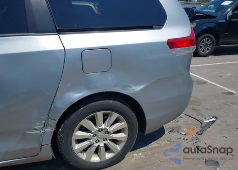 2014 Toyota Sienna Limited 7 Passenger from USA, damaged, VIN 5TDDK3DC2ES093805